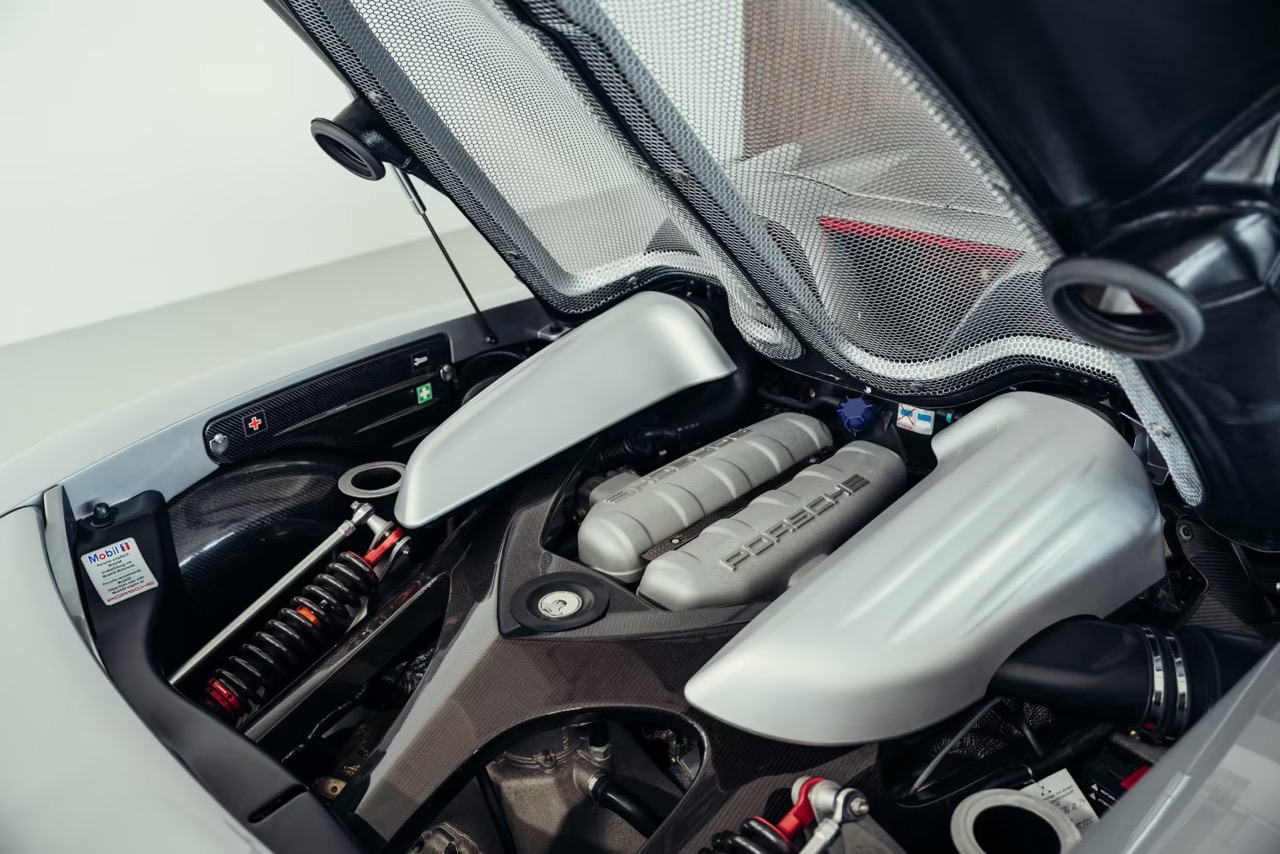 Porsche Carrera GT